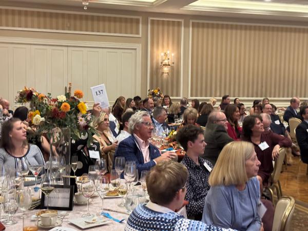 WDU Web Photo template60